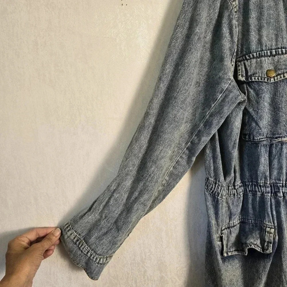 Hayden Los Angeles Women's Denim Jacket Medium Cinch Waist Cargo Blue Distressed - Picture 4 of 13